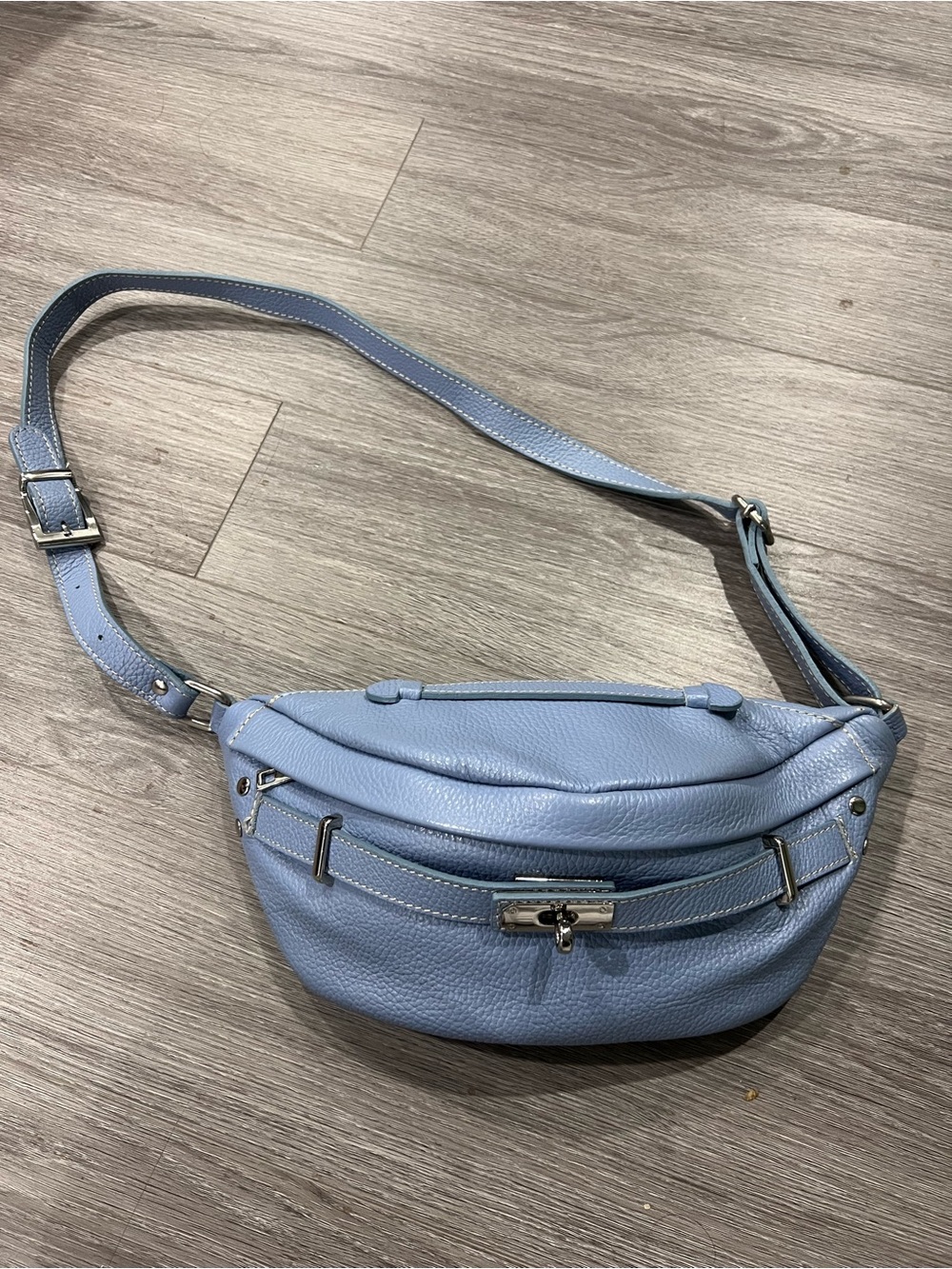 Borse in pelle/ made in Italy Light Blue Leather Belt Bag